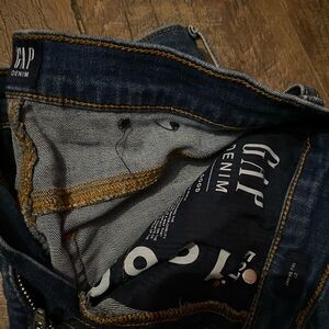 Gap skinny jeans true skinny size 27 dark wash